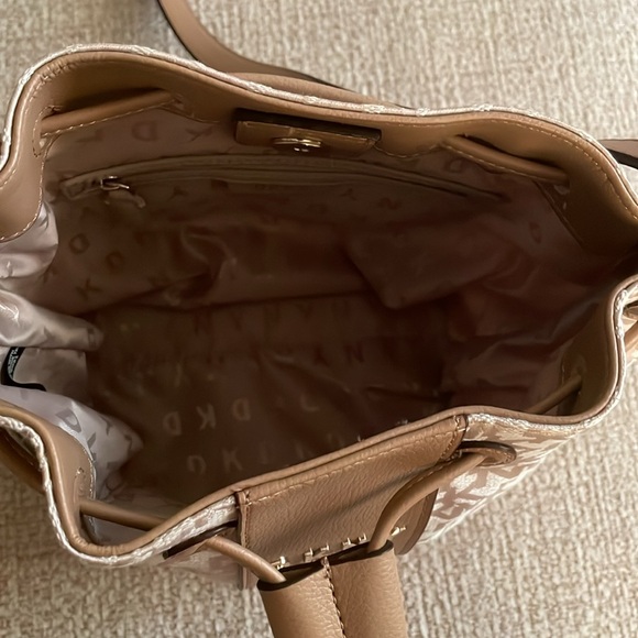 DKNY Beige Canvas and Faux Leather Logo Print Purse - Picture 7 of 12